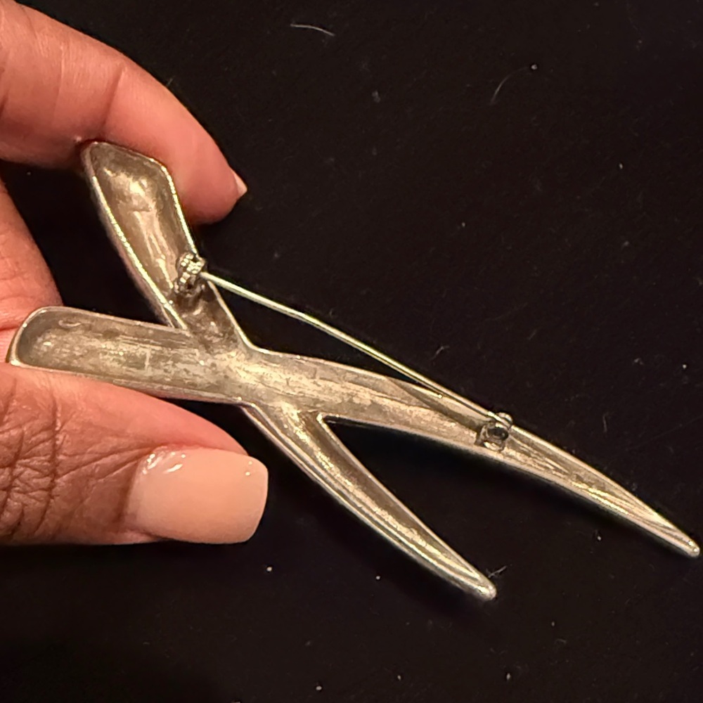 Silver Crossed Brooch - Picture 3 of 5